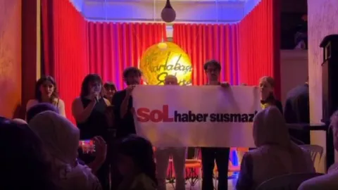 Tarlabaşı Sahne, soL Haber’in erişime engellenmesine tepki gösterdi