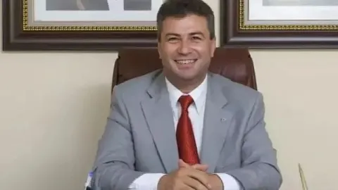 Eski AKP İl Başkanı Ömür Kabak Yeni Parti'ye katıldı, ilk seçimde delege seçildi