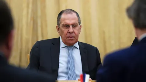 Lavrov lavrov'dan s-400 sorusuna yanıt: gönderileceği ülke rusya'nın dostu olmalı, henüz talep yok 2026 lavrov lavrov haber merkezi rusya dışişleri bakanı sergey lavrov, bm'de yaptığı açıklamada avrupa ile savaşma niyetinde... Iustitia. Bg lavrov'dan s-400 sorusuna yanıt: gönderileceği ülke rusya'nın dostu olmalı, henüz talep yok 2026 2026-09-27 00:09:24 adalet - iustitia. Bg lavrov