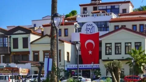 Çeşme Belediyesi'ne yolsuzluk operasyonu: Gözaltılar