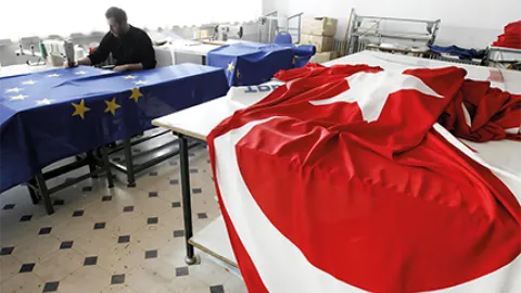 Süreçte asıl uzlaşı 'özerklik şartı': Yerele değil sermayeye özgürlük