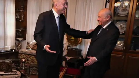 MHP'nin 'Yürütmede Erdoğan, yasamada MHP' formülü hakkında analiz
