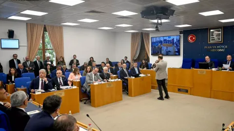 Fon düzenlemesi komisyonda: Sermaye piyasası yetkililerinden dikkat çeken açıklamalar