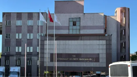 Etimesgut Belediyesi'ne yönelik soruşturma kapsamında 7 kişi tutuklandı