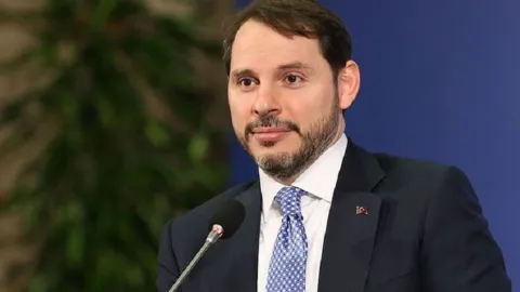 Berat Albayrak'tan fon vurgunu yanıtı: ‘Öztrak, Özlale'yi kullananlarla Selvi'ye yazısını yazdıranlar aynı kişiler’