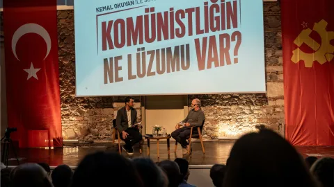 İzmir’de siyasi ilkesizlik, vurgun düzeni ve çözüm yolları konuşuldu: Barış Terkoğlu ve Kemal Okuyan İzmirlilerle buluştu