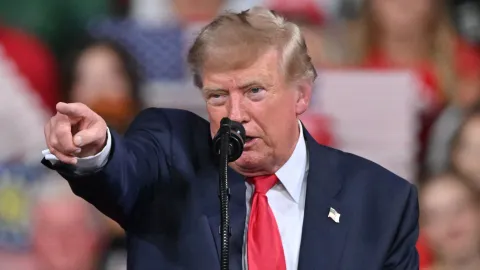 Trump, Somalili göçmenleri 'düşük IQ' ve 'hırsız' olarak nitelendirdi
