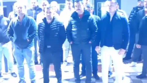 İmbat Madencilik İşçileri Patrona Uyarı Yaptı