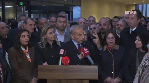 İstanbul'da 4 belediye Yeni Parti'ye geçiyor