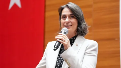 Son Dakika... Üsküdar Belediye Başkanı Sinem Dedetaş'a ev hapsi şartıyla tahliye kararı!