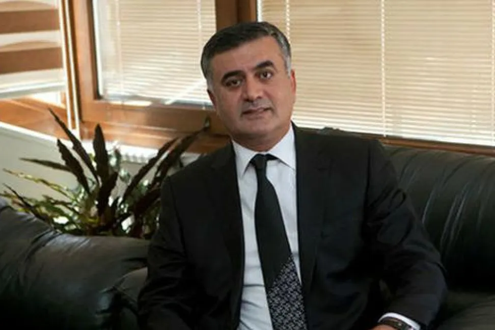 'Yüzde 60 evet' diyen Adil Gür'ün sesi çıkmıyor | soL haber