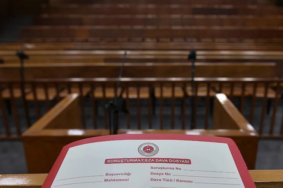 İBB soruşturmasında 19 kişiye tahliye | soL haber