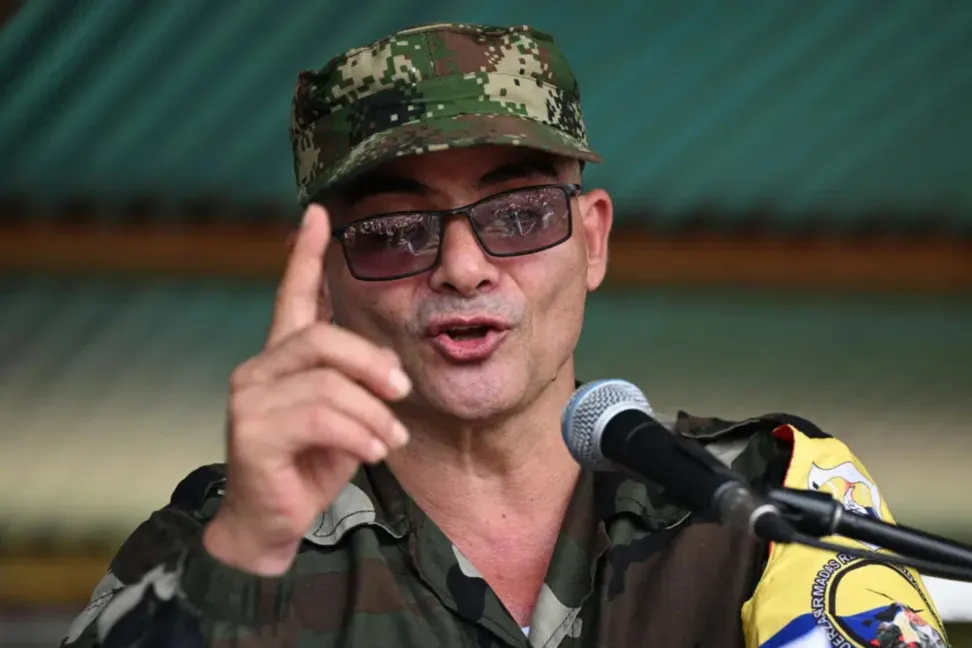 FARC'ın silahlanan fraksiyonundan ABD saldırılarına karşı 'silahlı birlik' çağrısı, Kolombiya liderinden itiraz