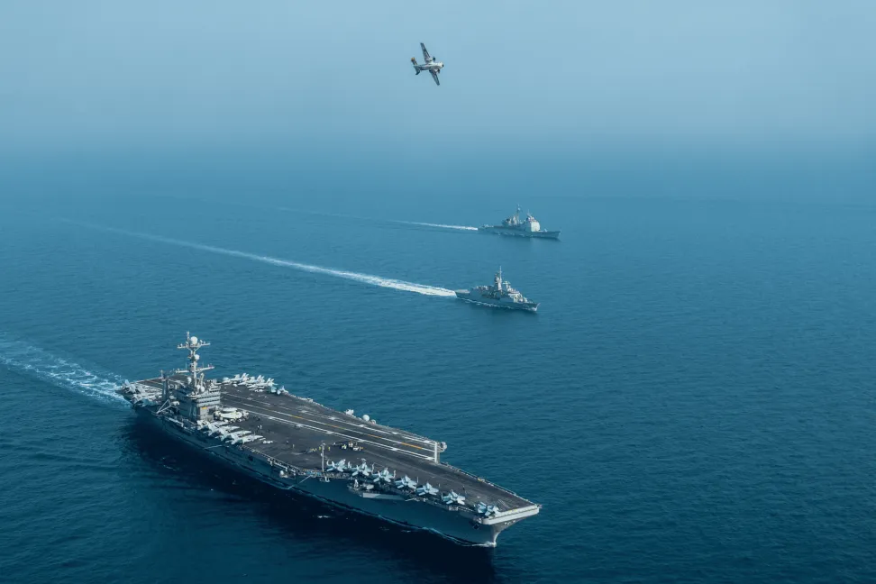 ABD muhtemel müzakere öncesinde tansiyonu yükseltiyor: İran'a ait İHA düşürüldü