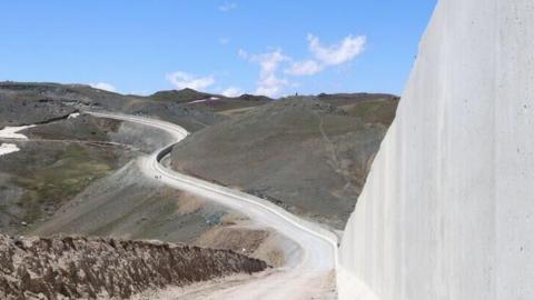 Van Valisi İran sınırına 150 kilometre duvar örülecek soL haber