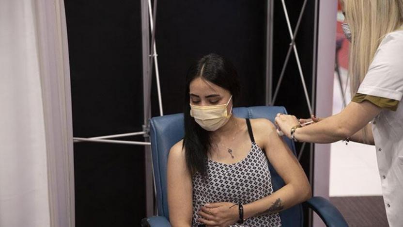 Turkiye De Asi Takvimi Degisiyor Delta Varyanti Sureyi Kisaltti Sol Haber