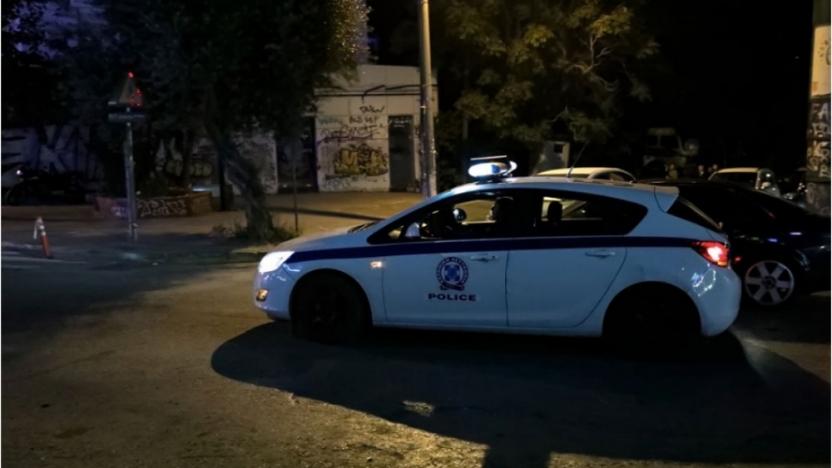 yunanistan da iki bicakli saldiri sol haber