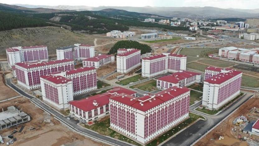 ogrenciler yatacak yer bulamiyor devlet bos yurtlara garanti odemesi yapiyor sol haber