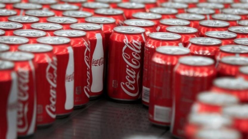 Coca Cola Da Skandal Kola Kutularinin Icinden Insan Diskisi Cikti Sol Haber Coca Cola Da Skandal Kola Kutularinin Icinden Insan Diskisi Cikti Sol Haber
