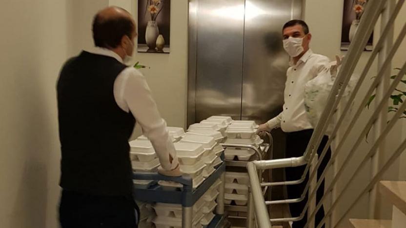 İşsiz kalan otel çalışanları karantina yurtlarında iş ...