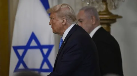 beyaz sarayda trump ve netanyahu