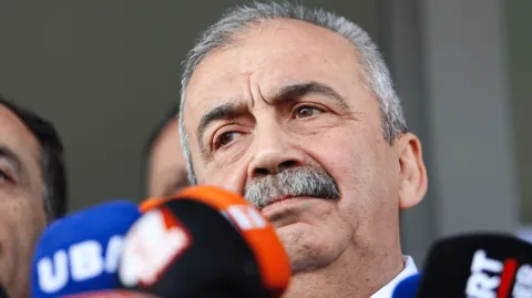 Sırrı Süreyya Önder