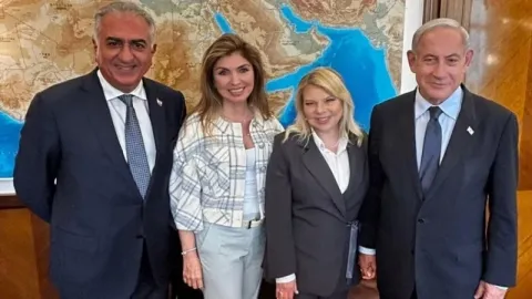 Rıza Pehlevi İsrailde