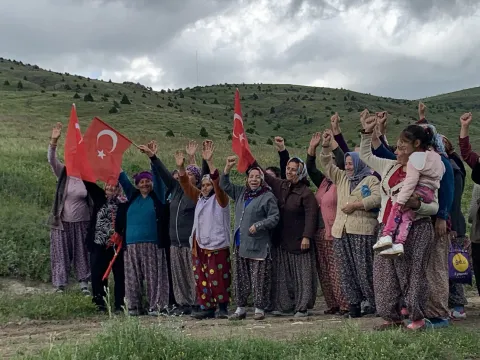 Tokatlı köylülerin madencilik girişimine karşı eyleminden...
