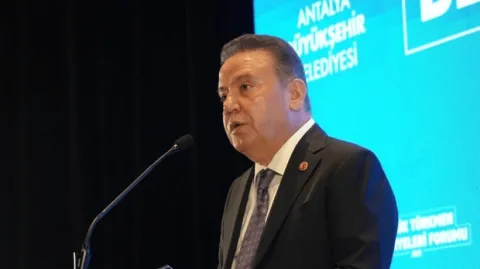 Muhittin Böcek