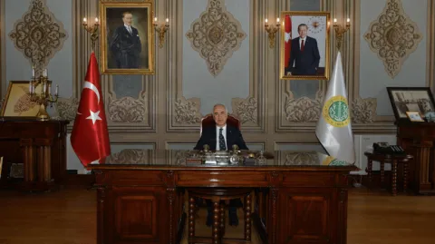istanbul üniversitesi rektörü