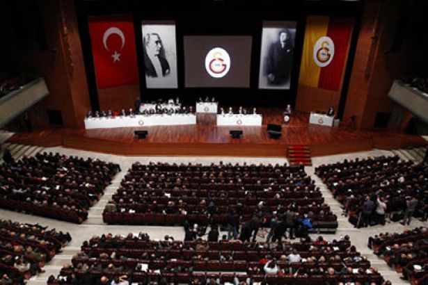 Video Galatasaray Genel Kurulu Nda Isyan Siyasi Baski Var Diyenden Erdogan I Yuhalayana Sol Haber Portali