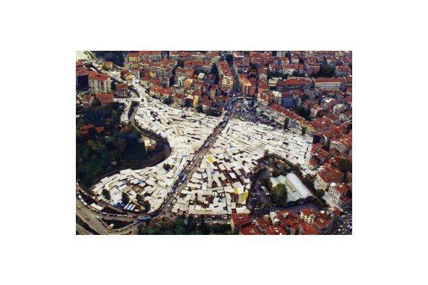 Sali Pazari Yeni Corner Otellere Kapatilsin Sol Haber Portali